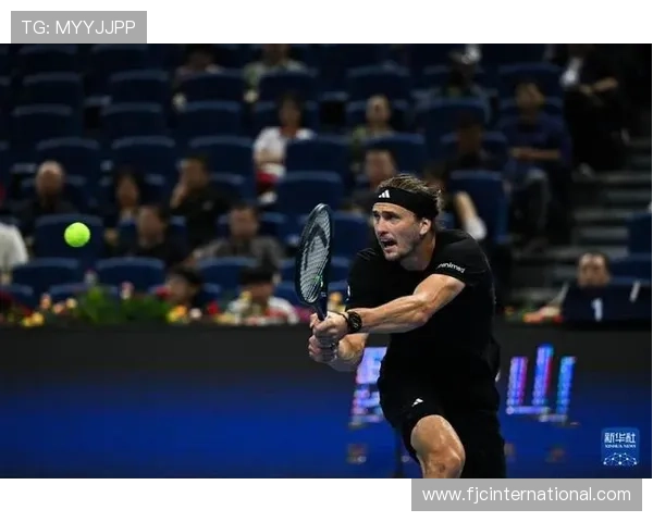 中网男单第二轮穆泰迎战兹维列夫 激烈对决谁将晋级四强 中网男单第二轮穆泰迎战兹维列夫 激烈对决谁将晋级四强