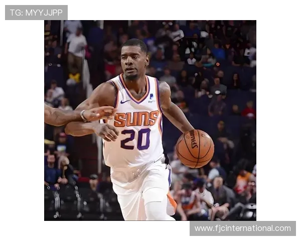 布克谈威少新球队机会表示意外并对其深表尊重